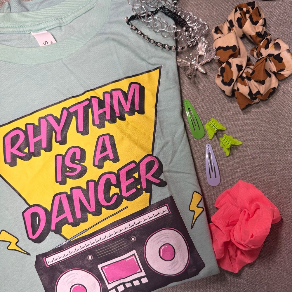 90's Halloween Costume Rhythm Is A Dancer Tee Choker Necklace Butterfly Clip
